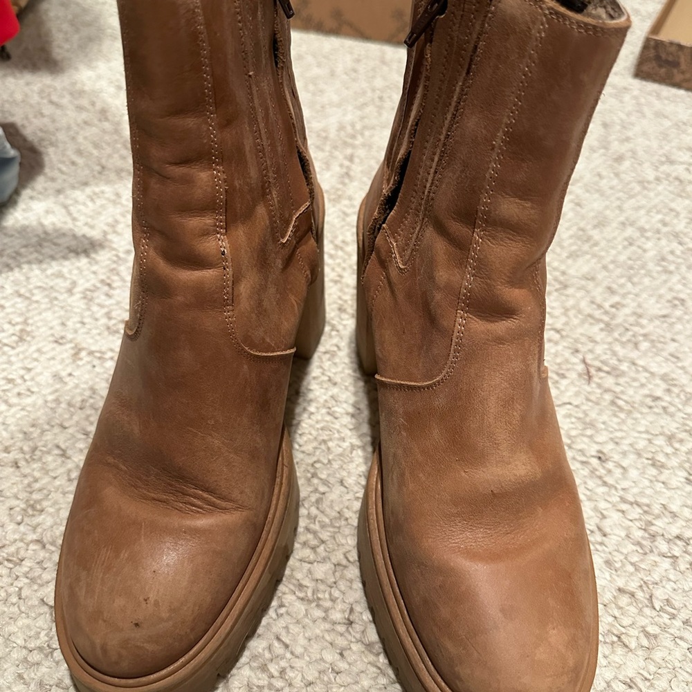 Free People Chelsea Boot - Picture 3 of 4
